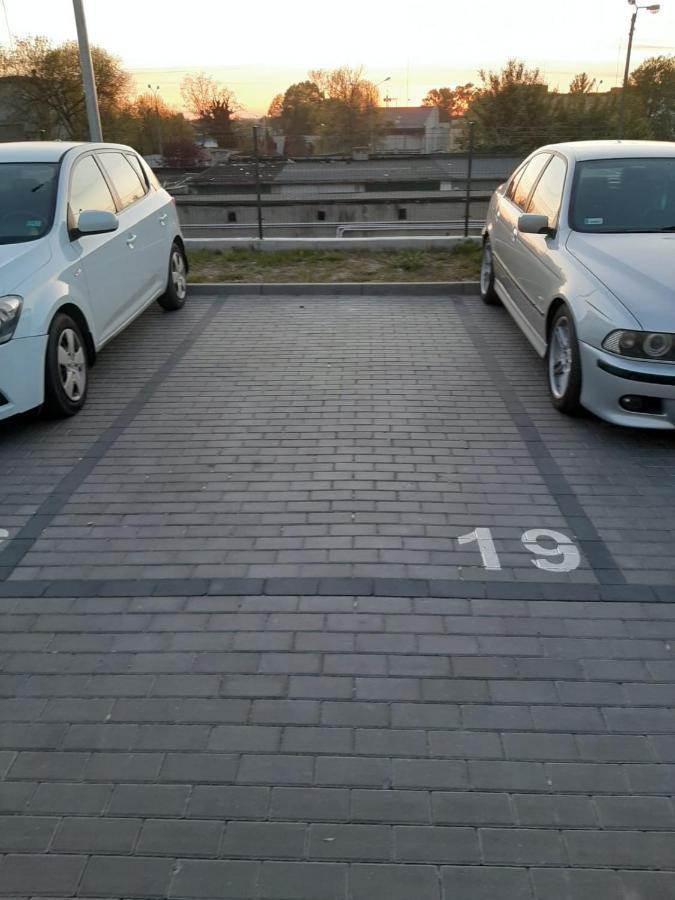 Bm Apartament - Z Miejscem Parkingowym Apartment Lublin Ngoại thất bức ảnh